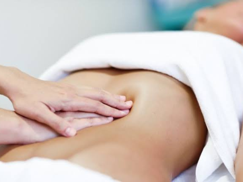 Massoterapia - banho de gel para relaxamento muscular